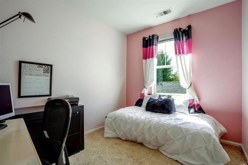 2421 Waltzer Rd, Santa Rosa CA  95403-1868 exterior