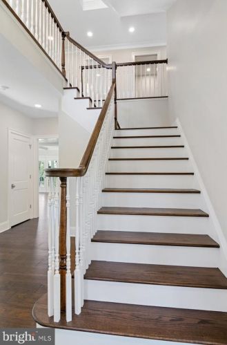 577 Jobel Dr, Tavistock NJ  08033-1034 exterior