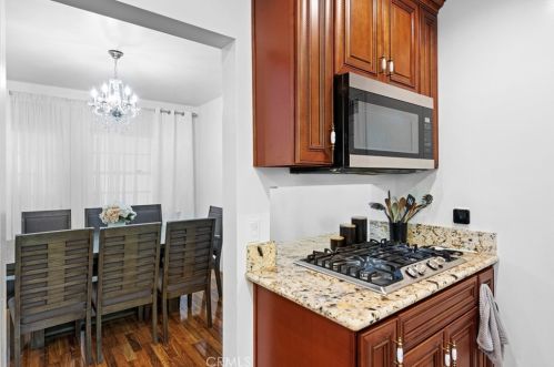 5516 Fulton Ave, Van Nuys CA  91401-5332 exterior