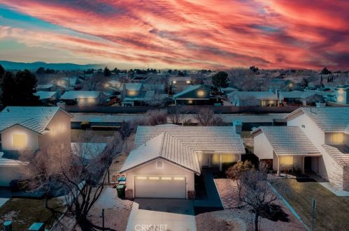 44649 Overland Ave, Lancaster, CA 93536-6463