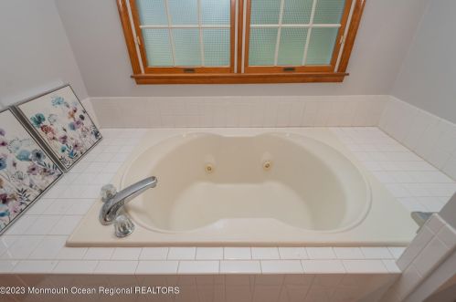 30 Baker Dr, Jackson Twp NJ  08527 exterior