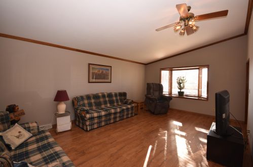 3304 Windsor Pl, West Bend, WI 53090-8434