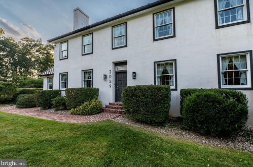 2039 School Rd, Pottstown, PA 19465-8849
