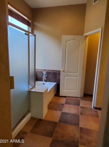 1012 Wade Dr, Gilbert AZ 85234-2945 exterior