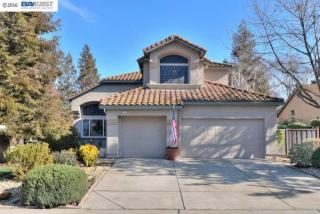476 Beverly St, Livermore, CA 94550-5063