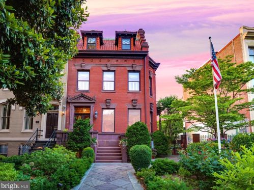 712 Capitol St, Washington, DC 20003-1344