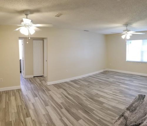 5349 70th Ave, Pinellas Park FL  33781-4331 exterior