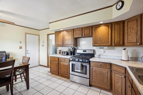 1416 Dodge Ave, Mishawaka IN  46544-5546 exterior