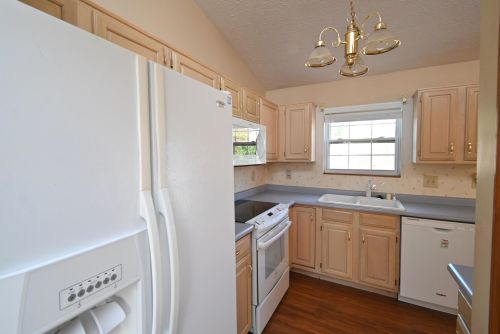 1468 Afton Dr, Florence KY  41042-8510 exterior