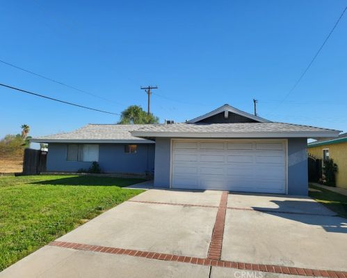 3962 Hare Ave, Riverside CA  92509-5817 exterior