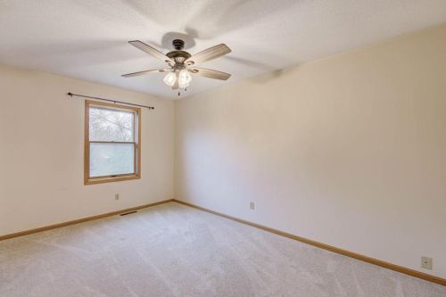 1710 Laurel Ave, Hudson WI  54016-2000 exterior
