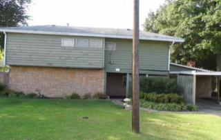 1742 31st Pl, Tulsa OK  74105-2208 exterior