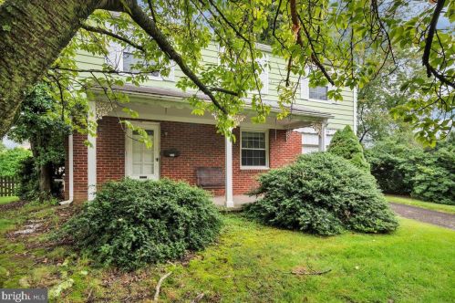 316 Glenwood Ave, Tavistock, NJ 08033-2924