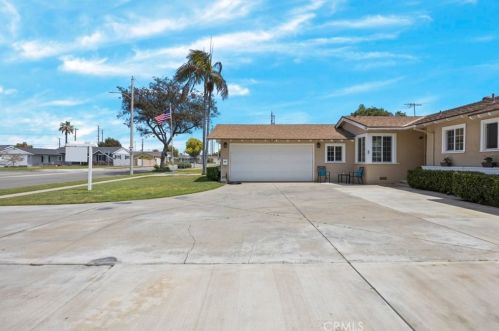 2750 Monroe Ave, Anaheim, CA 92801-4822