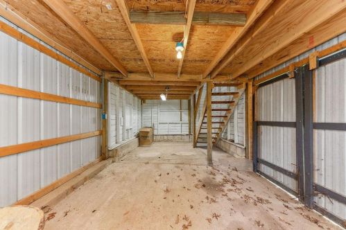 3833 Bach Buxton Rd, Amelia OH  45102-1011 exterior