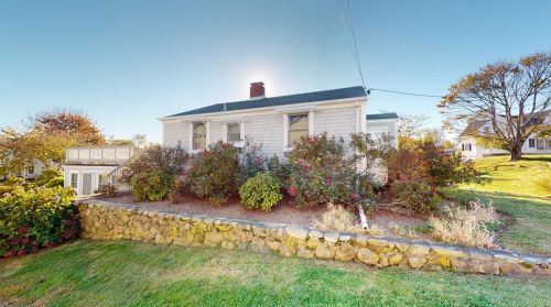 34 Goose Island Rd, South Kingstown, RI 02882-5345