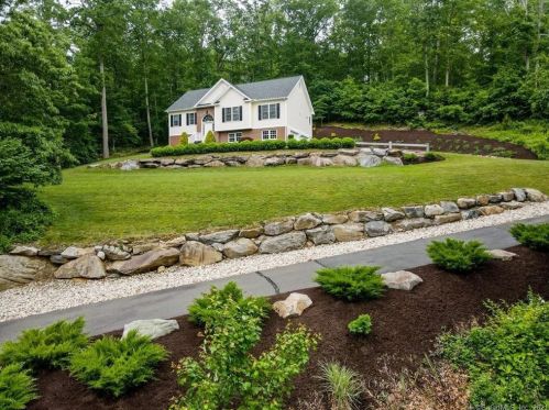 710 Candlewood Hill Rd, Higganum, CT 06441-4214