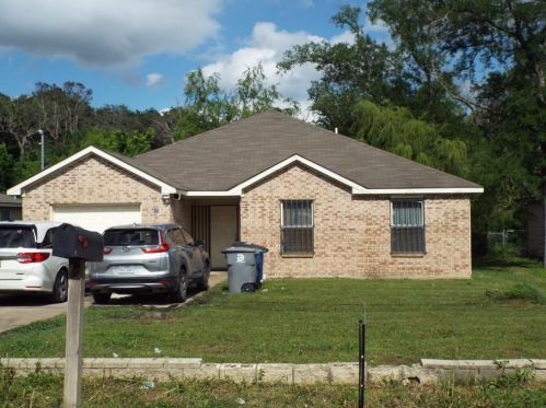 616 Cheyenne Rd, Dallas, TX 75217-3609