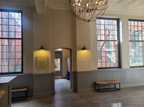 25 Grand St, Norwalk CT  06851-3521 exterior