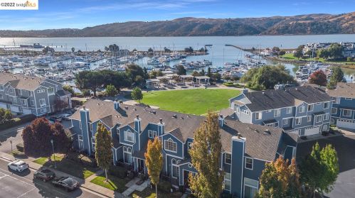 254 E St, Benicia CA  94510-3274 exterior