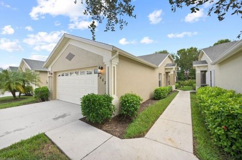 8463 Ibis Cove Cir, Naples, FL 34119-7744