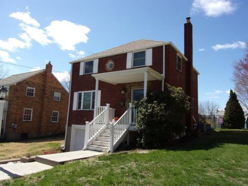 502 Penn Vista Dr, Pittsburgh, PA 15235-4241