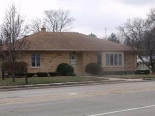 2517 Spring St, Racine, WI 53405-1844