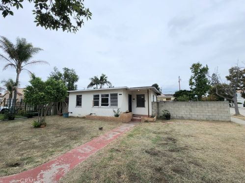 3655 Walnut Ave, Long Beach, CA 90807-4309