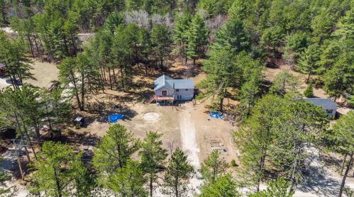 80 Pickerel Point Rd, Wakefield, NH 03872-3779