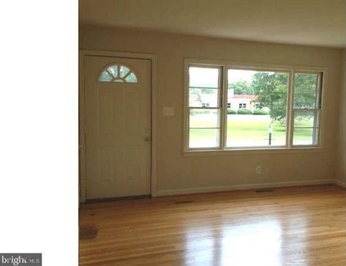 19 Pendleton Rd, Fredericksburg VA  22405-3040 exterior