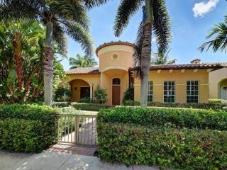 109 Santander Dr, Jupiter, FL 33458-2718