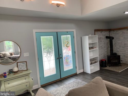 221 Monroeville Rd, Swedesboro NJ  08085-3450 exterior