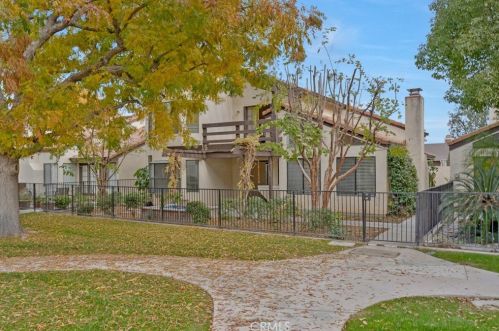 2600 Barrington St, Bakersfield, CA 93309-8001