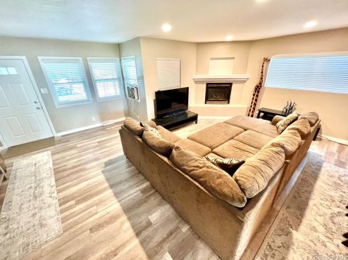 1536 Meade St, Denver CO 80204-1566 exterior