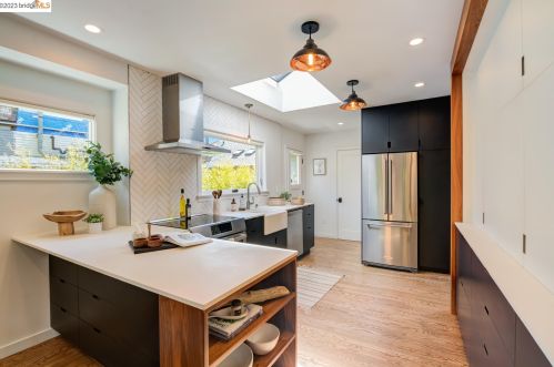 1618 Grant St, Berkeley CA  94703-1315 exterior