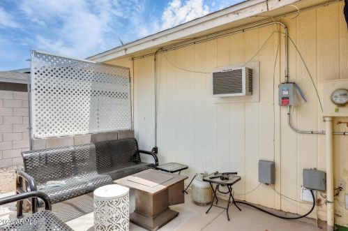 18602 132 Ave, Sun City AZ 85375-4502 exterior