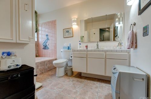 1730 Port Westbourne Pl, Newport Beach CA  92660-5330 exterior