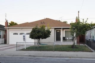 1018 Essex Ave, Sunnyvale, CA 94089-1507