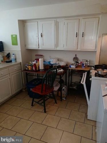 832 Violet St, Norristown, PA 19401-4021