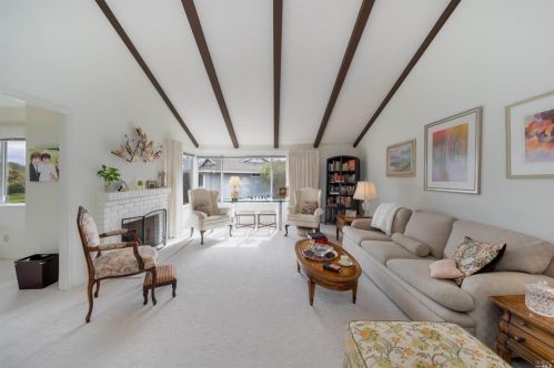 493 Oak Vista Ct, Santa Rosa, CA 95409-6354