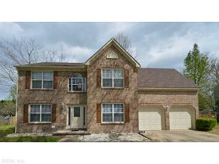 712 Woodcott Dr, Chesapeake, VA 23322-9165