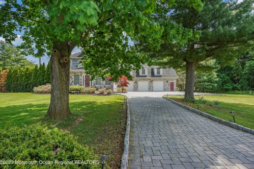 847 Waterworks Rd, East Freehold, NJ 07728-1340