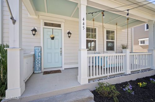 445 Coquinas Ln, Beaufort, SC 29906-6886