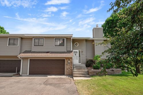 3442 Juliet Dr, Saint Paul, MN 55125-3800
