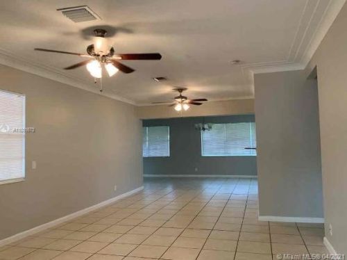 4106 Terrace Dr, West Palm Beach FL  33407-3724 exterior