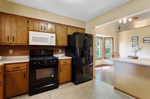 7741 Banks Ct, Inver Grove Heights MN  55077-5810 exterior
