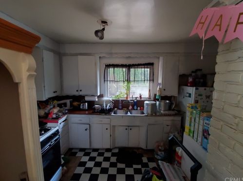 900 Glendora Ave, West Covina, CA 91790-4204