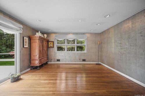 19 Chesley Rd, White Plains NY  10605-4511 exterior