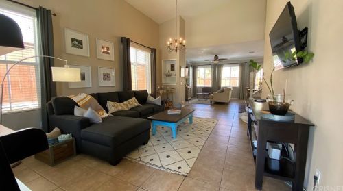 28314 Willow Ct, Santa Clarita, CA 91350-4437