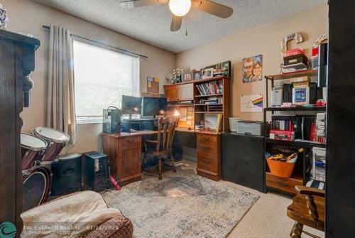 11910 12 St, Hollywood FL 33026-3874 exterior